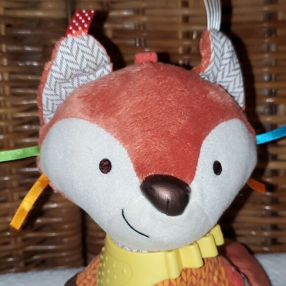 Skip & Hop Fox Multi Sensory Teething Plush - Picture 2 of 13